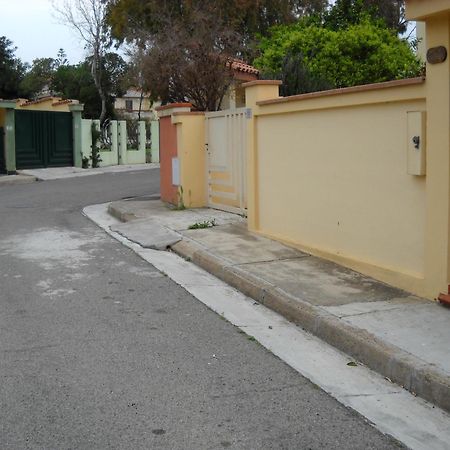 Domomea Hotel Quartu SantʼElena Exterior foto