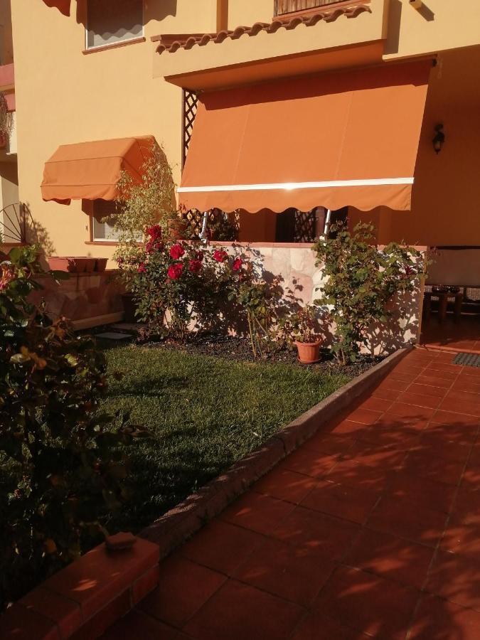 Domomea Hotel Quartu SantʼElena Exterior foto