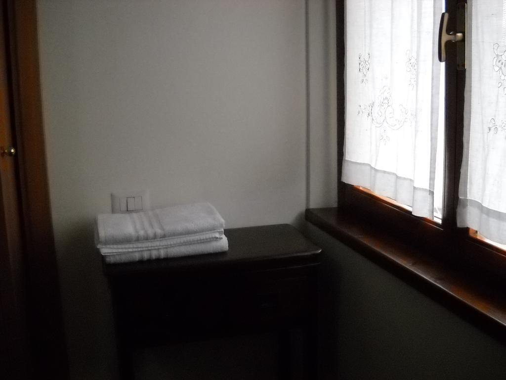Domomea Hotel Quartu SantʼElena Cameră foto