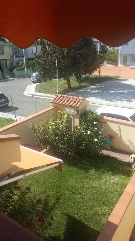 Domomea Hotel Quartu SantʼElena Exterior foto